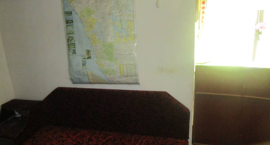 Elenjikal Tourist Home, Munnar 3